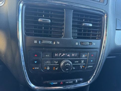 Used 2017 Dodge Grand Caravan GT image 15