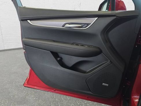 Used 2026 Cadillac XT5 Luxury w/ LPO, Floor Liner Package AWD/4WD image 25