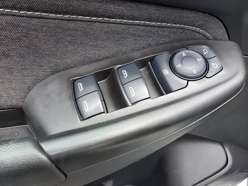 Used 2023 Chevrolet TrailBlazer ACTIV w/ Convenience Package AWD/4WD image 16