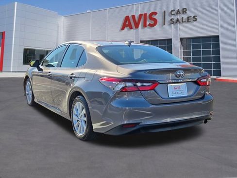 Used 2024 Toyota Camry LE image 10