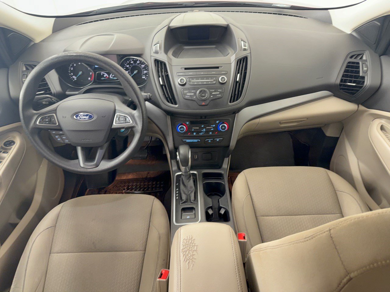 Used 2018 Ford Escape SE FWD image 17