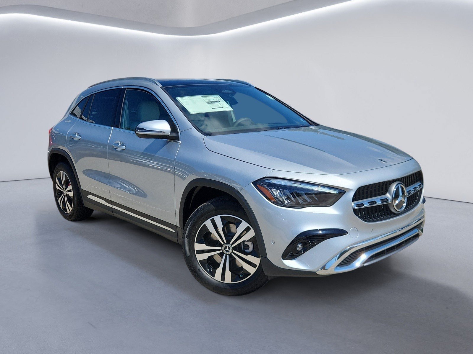 New 2026 Mercedes-Benz GLA 250 4MATIC image 2