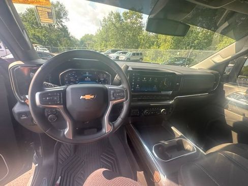 Used 2025 Chevrolet Silverado 2500 LT w/ All Star Edition AWD/4WD image 10