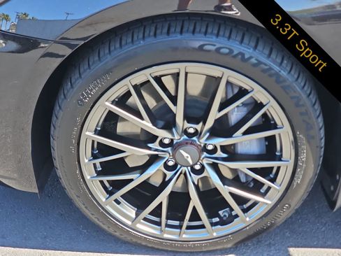 Used 2018 Genesis G80 3.3T Sport RWD image 12