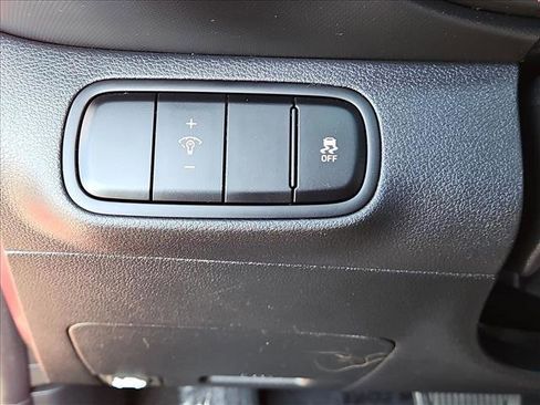 Certified 2023 Hyundai Venue Limited image 16