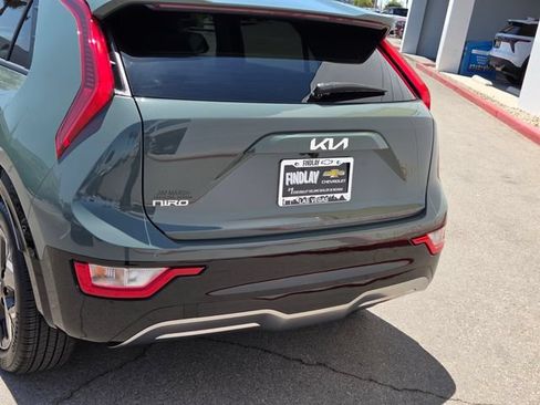 Used 2026 Kia Niro Wind w/ Wind Preserve Package FWD image 5