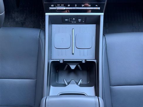 Used 2025 Hyundai Santa Fe XRT image 32