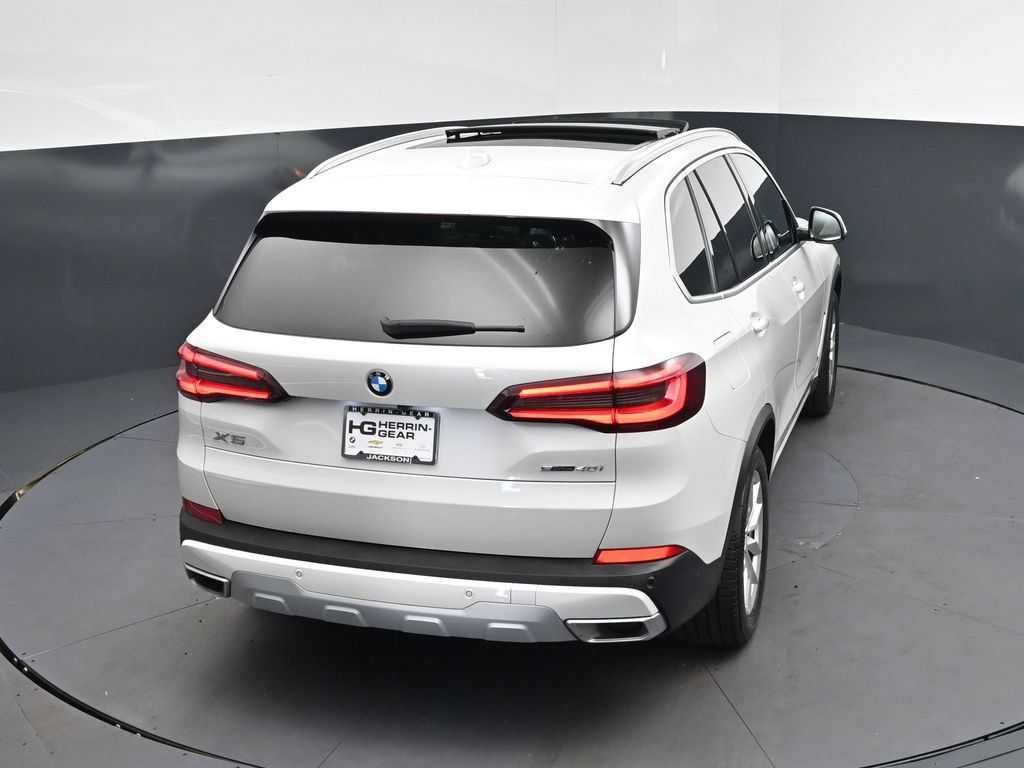 Certified 2023 BMW X5 sDrive40i RWD image 34