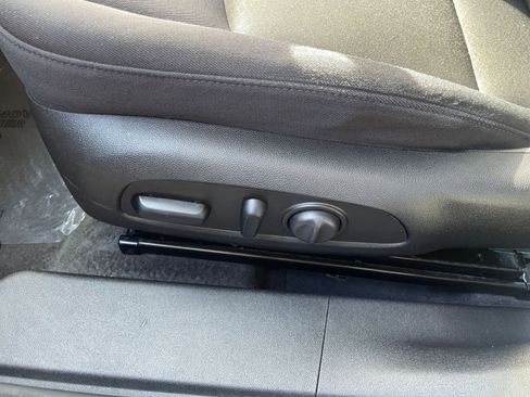 Used 2023 Chevrolet Malibu LT image 22