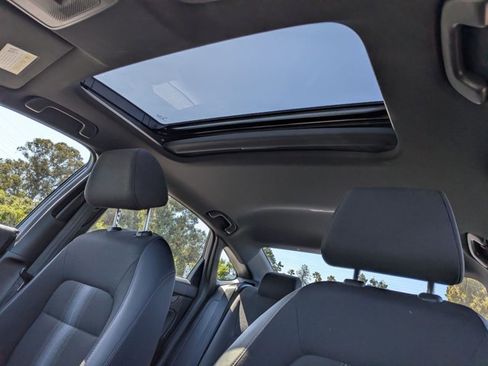 Used 2025 Honda Civic Sport image 15