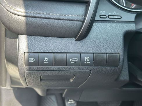 Used 2024 Toyota Camry SE w/ Convenience Package FWD image 22