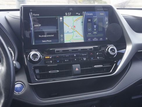 Used 2022 Toyota Highlander Platinum image 15