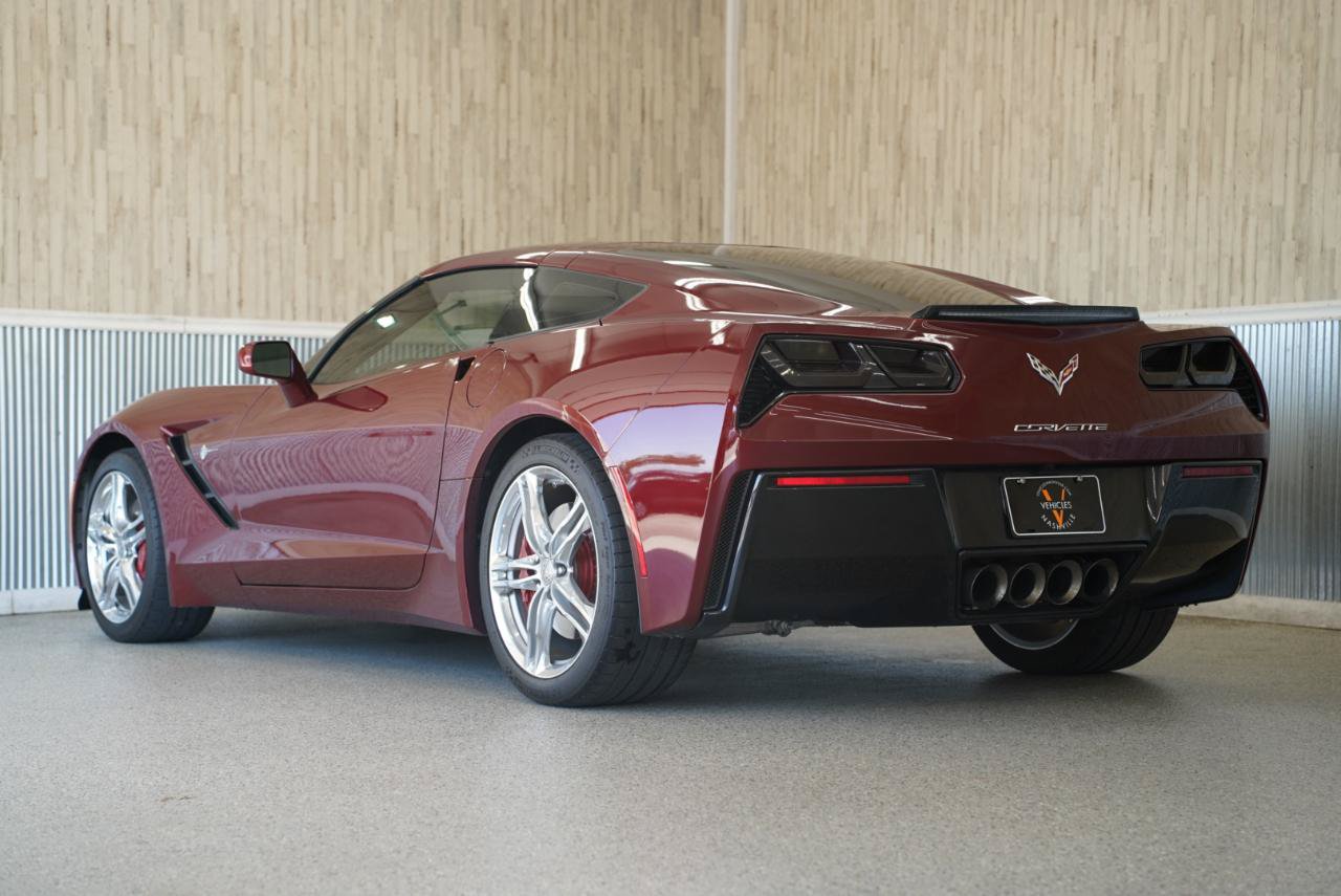 Used 2017 Chevrolet Corvette Stingray Coupe w/ 2LT Preferred Equipment Group RWD image 7
