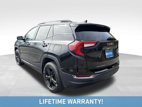 Used 2023 GMC Terrain AT4 image 4