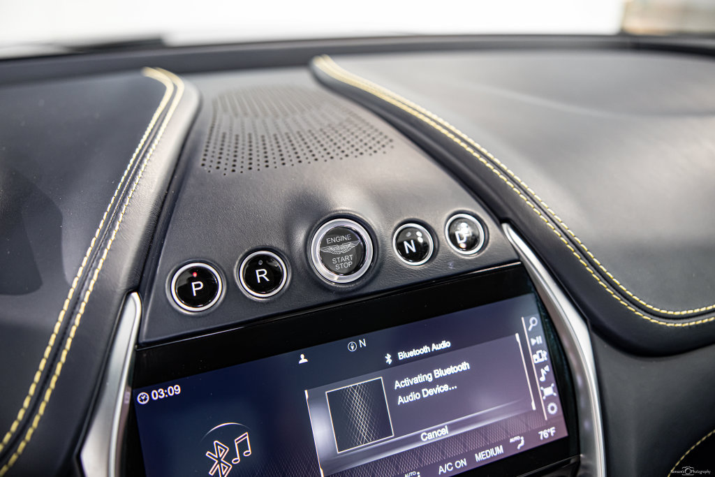 Used 2022 Aston Martin DBX AWD/4WD image 29
