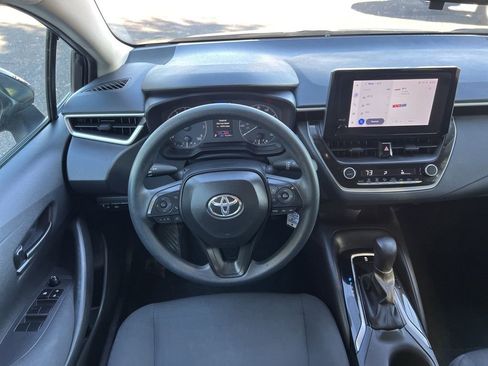 Used 2024 Toyota Corolla LE image 19