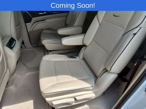 Used 2021 Cadillac Escalade ESV Premium Luxury w/ Driver Assist Tech Package RWD image 20