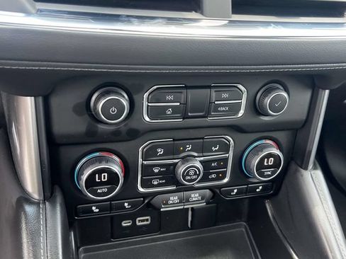 Used 2022 Chevrolet Tahoe Z71 AWD/4WD image 33