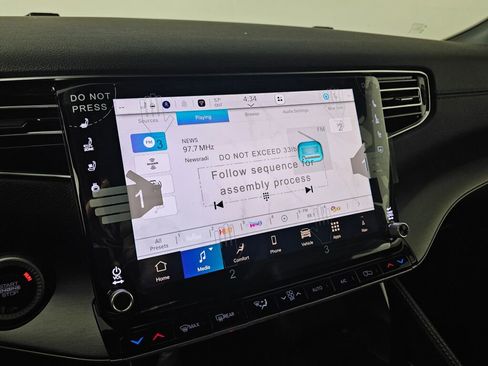 New 2026 Jeep Grand Wagoneer L Limited w/ Rear Seat Video Group I image 27