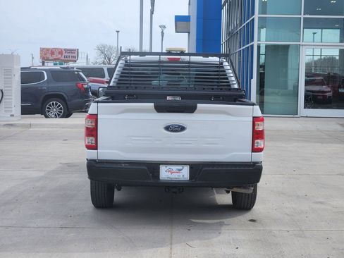 Used 2022 Ford F150 XL w/ Trailer Tow Package image 8