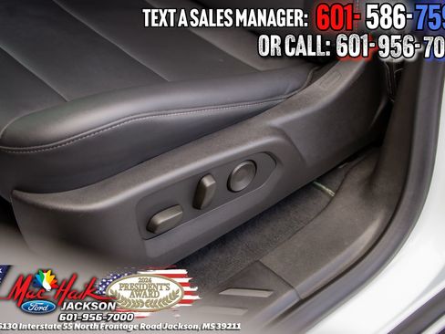 Used 2024 Chevrolet Colorado LT w/ LT Convenience Package III AWD/4WD image 10
