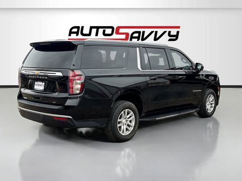 Used 2022 Chevrolet Suburban LT image 7