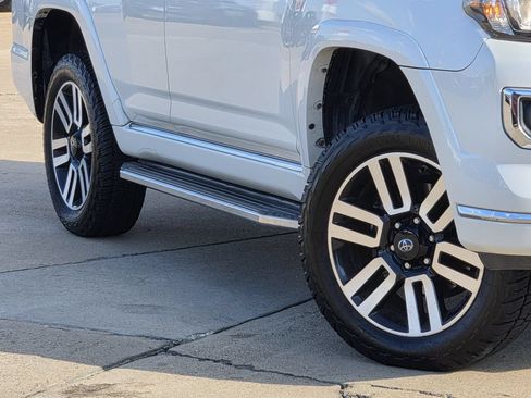 Used 2017 Toyota 4Runner Limited AWD/4WD image 11
