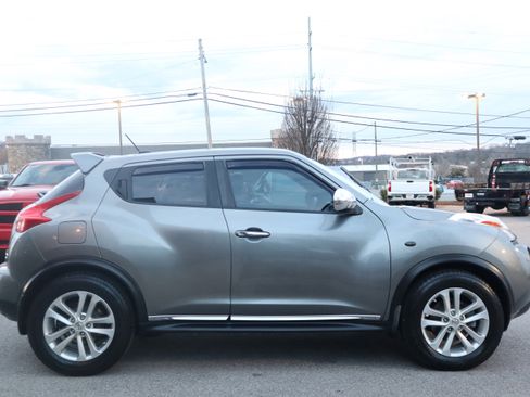 Used 2012 Nissan Juke SL w/ Chrome Pkg image 6