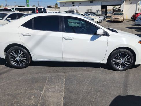 Used 2016 Toyota Corolla L image 6