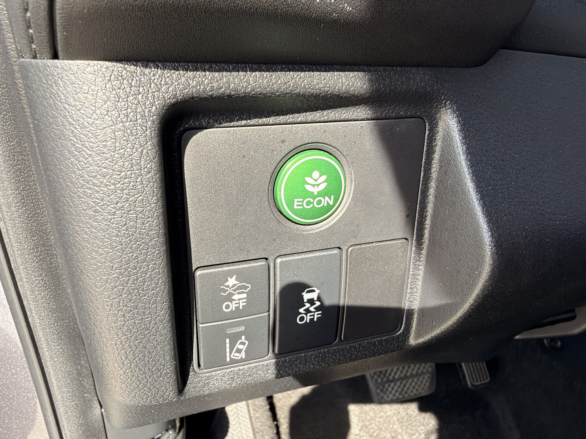 Certified 2021 Honda HR-V EX-L image 12