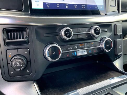 Used 2022 Ford F150 Lariat AWD/4WD image 34