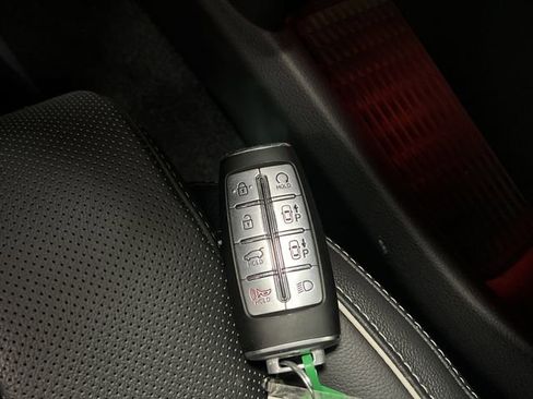 Used 2024 Genesis GV80 3.5T w/ Advanced Package image 30