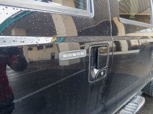 Used 2016 Ford F250 Lariat w/ Lariat Ultimate Package image 9