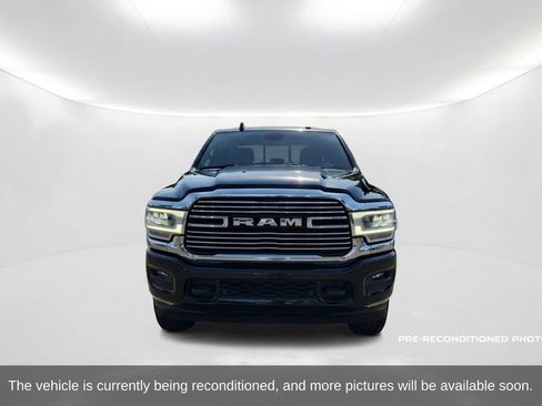 Used 2024 RAM 2500 Laramie AWD/4WD image 2