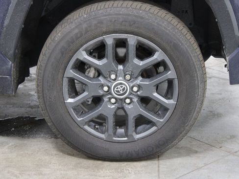 Used 2023 Toyota Tundra Platinum w/ Advanced Package image 12