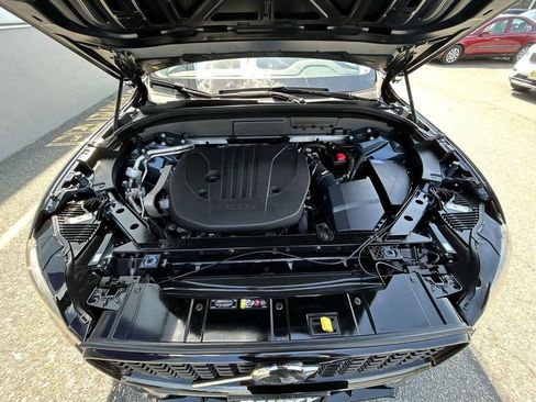 Certified 2024 Volvo XC60 B5 Core w/ Climate Package AWD/4WD image 14