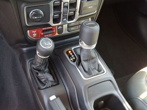 New 2026 Jeep Gladiator Mojave AWD/4WD image 10