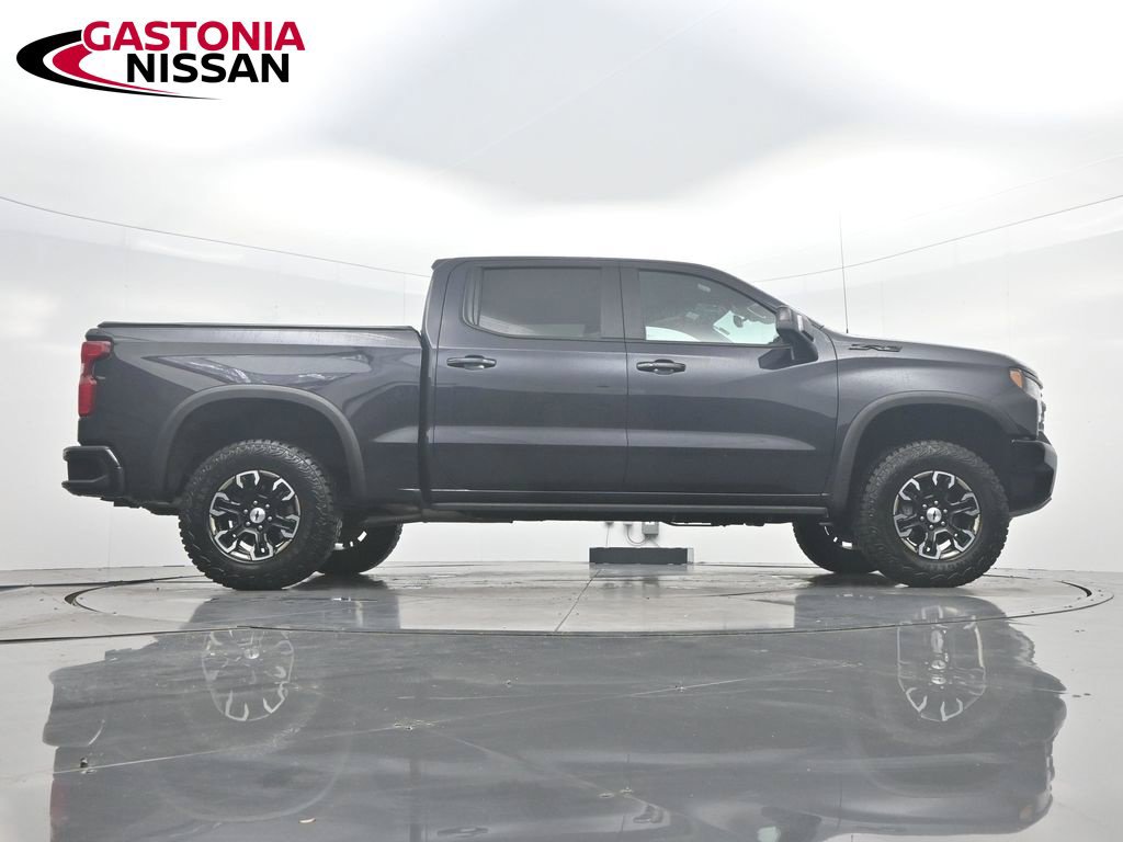 Used 2024 Chevrolet Silverado 1500 ZR2 w/ Technology Package AWD/4WD image 39