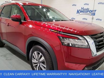 Used 2023 Nissan Pathfinder SL