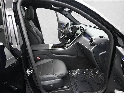 Certified 2026 Mercedes-Benz GLC 300 4MATIC image 27