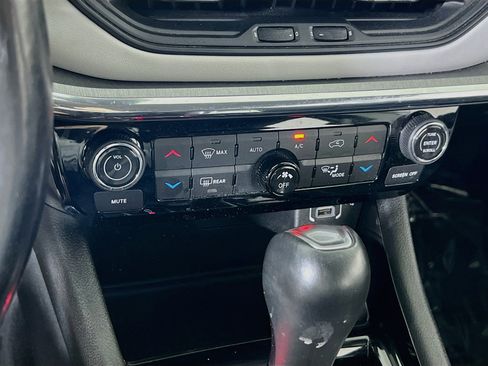 Used 2022 Jeep Compass Limited AWD/4WD image 15