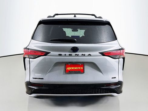 Certified 2025 Toyota Sienna XSE w/ XSE Plus Package AWD/4WD image 7