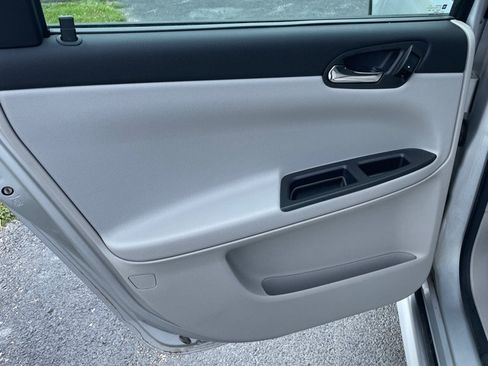 Used 2013 Chevrolet Impala LS FWD image 15