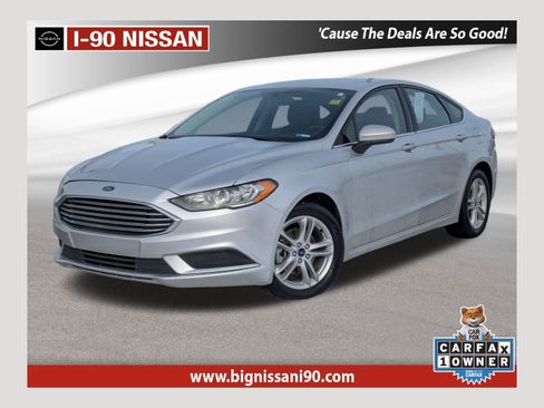 Used 2018 Ford Fusion SE w/ Fusion SE Technology Package image 1