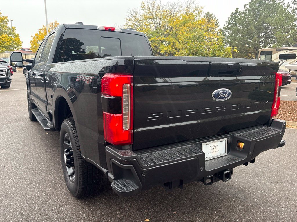 Used 2024 Ford F250 Lariat w/ Lariat Ultimate Package AWD/4WD image 3