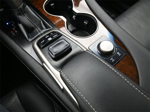 Used 2017 Lexus RX 350 AWD w/ Premium Package image 32