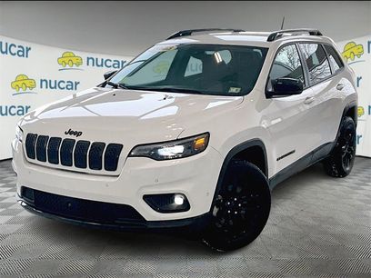 Used 2023 Jeep Cherokee Altitude Lux