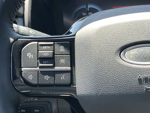 New 2023 Ford F150 Lightning Platinum AWD/4WD image 9