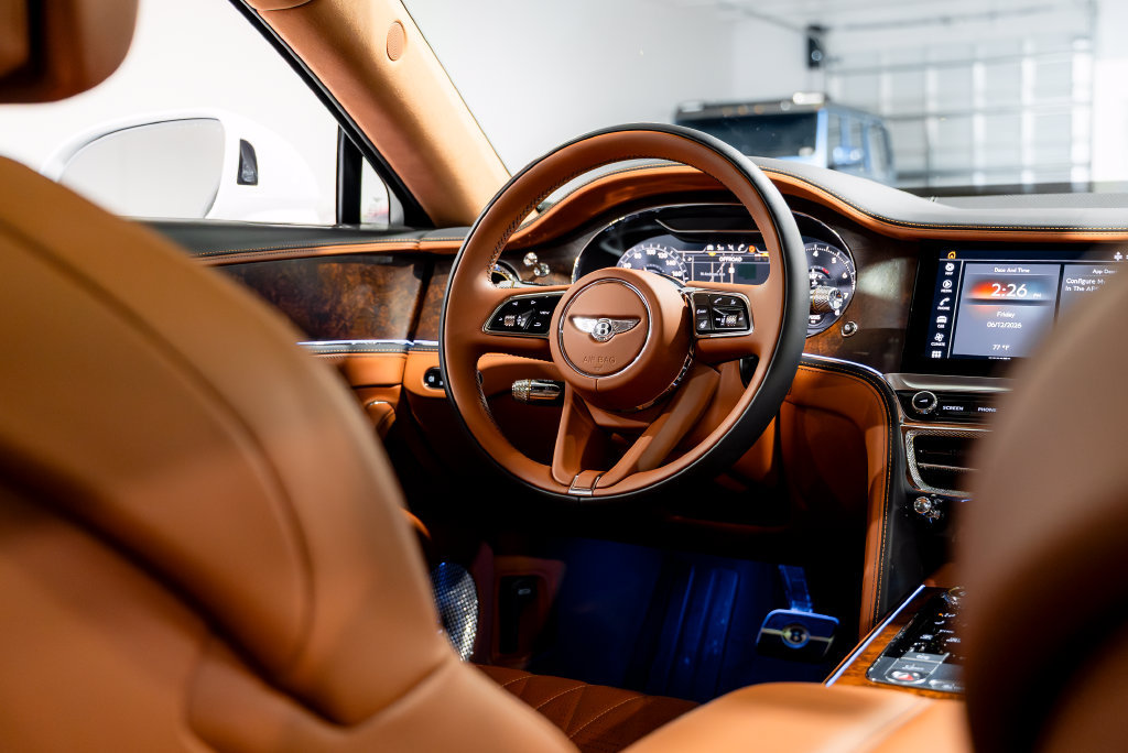 Used 2023 Bentley Flying Spur W12 AWD/4WD image 45