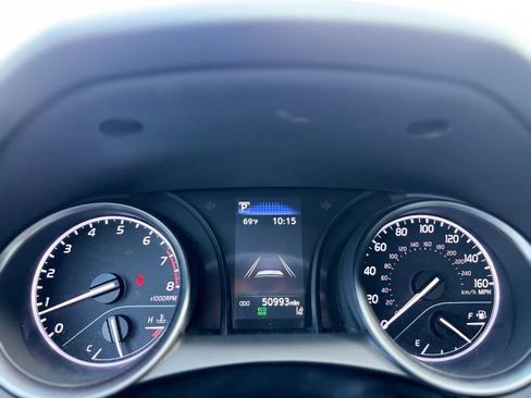 Used 2022 Toyota Camry SE image 26